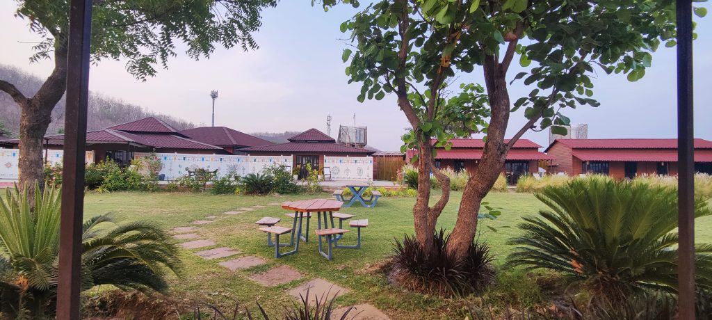 Stay at Statue of Unity Tent City